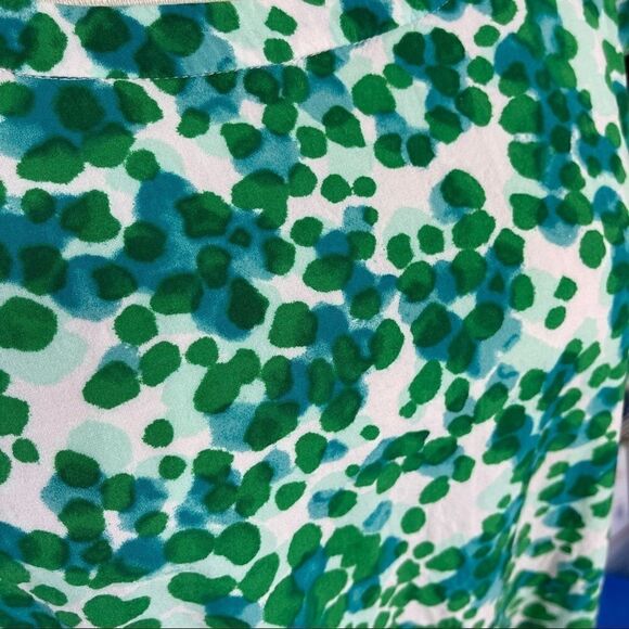 Gap‎ Blue and Green Watercolor Print Short Sleeve Blouse - Picture 3 of 9